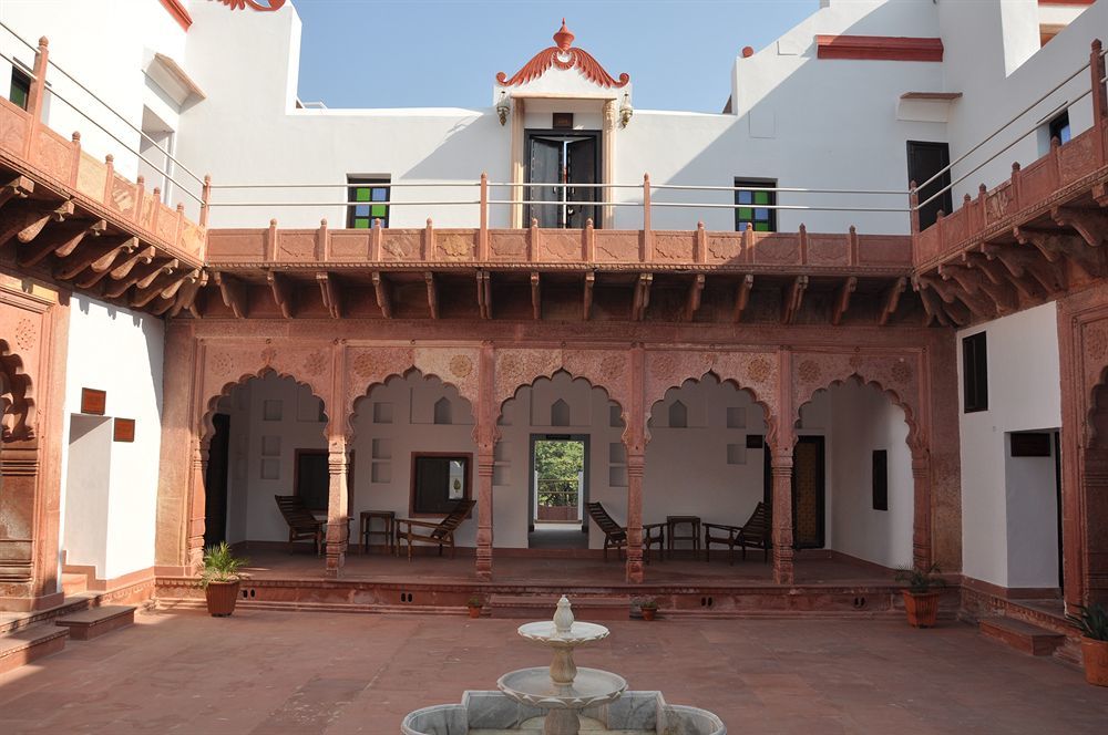 Chandra Mahal Haveli Luhāru 외부 사진
